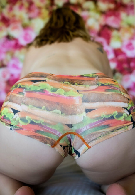Foto desnuda filtrada de OnlyFans de Sarahtheslutfree