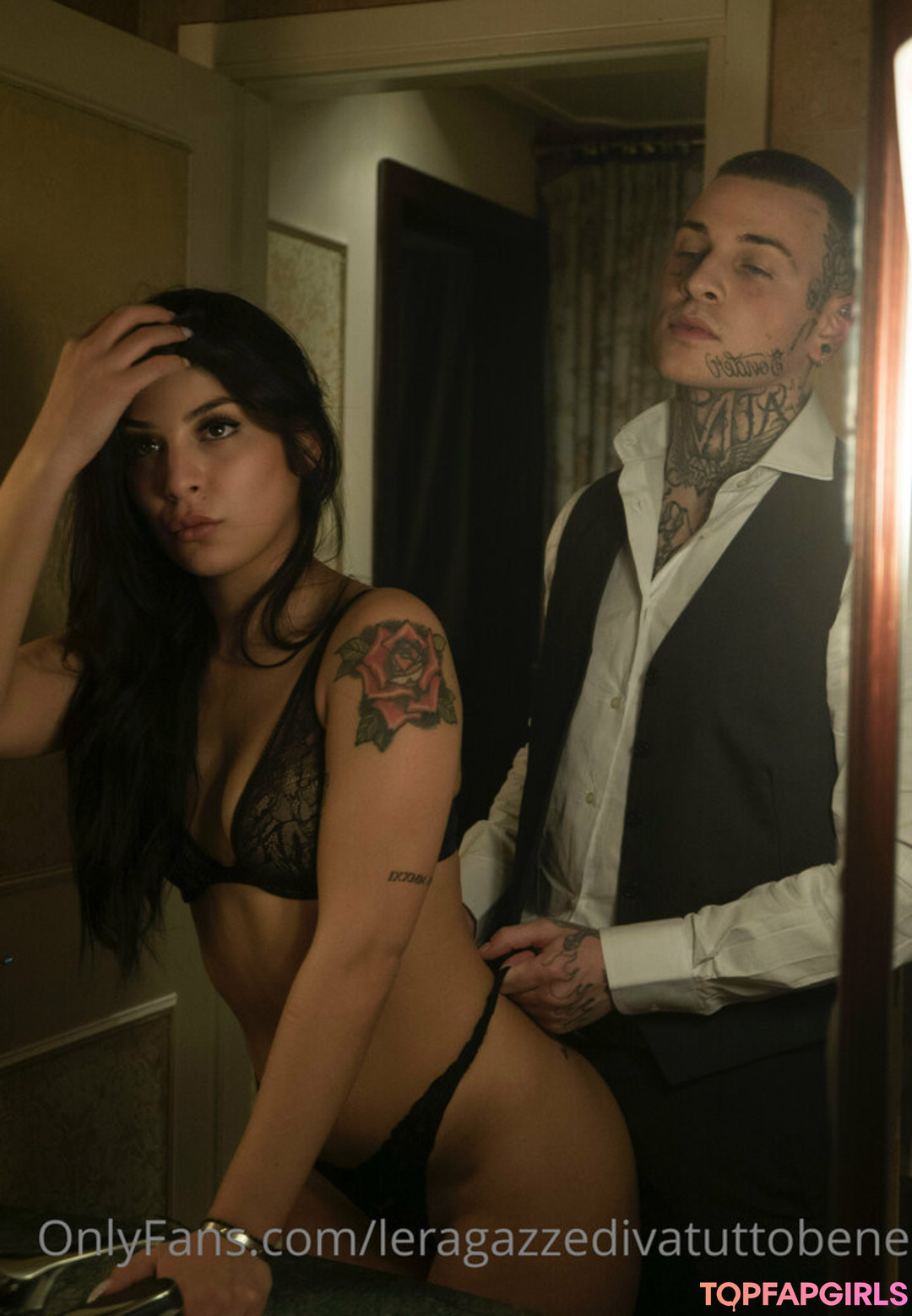 Foto desnuda filtrada de OnlyFans de Leragazzedivatuttobene #35 Foto desnuda filtrada de OnlyFans de Leragazzedivatuttobene #35