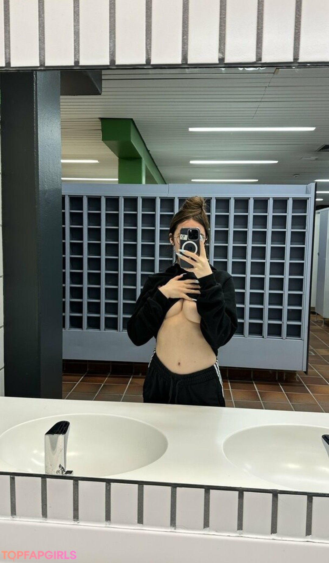 Foto desnuda filtrada de OnlyFans de Deutscheonlyfans #3 Foto desnuda filtrada de OnlyFans de Deutscheonlyfans #3