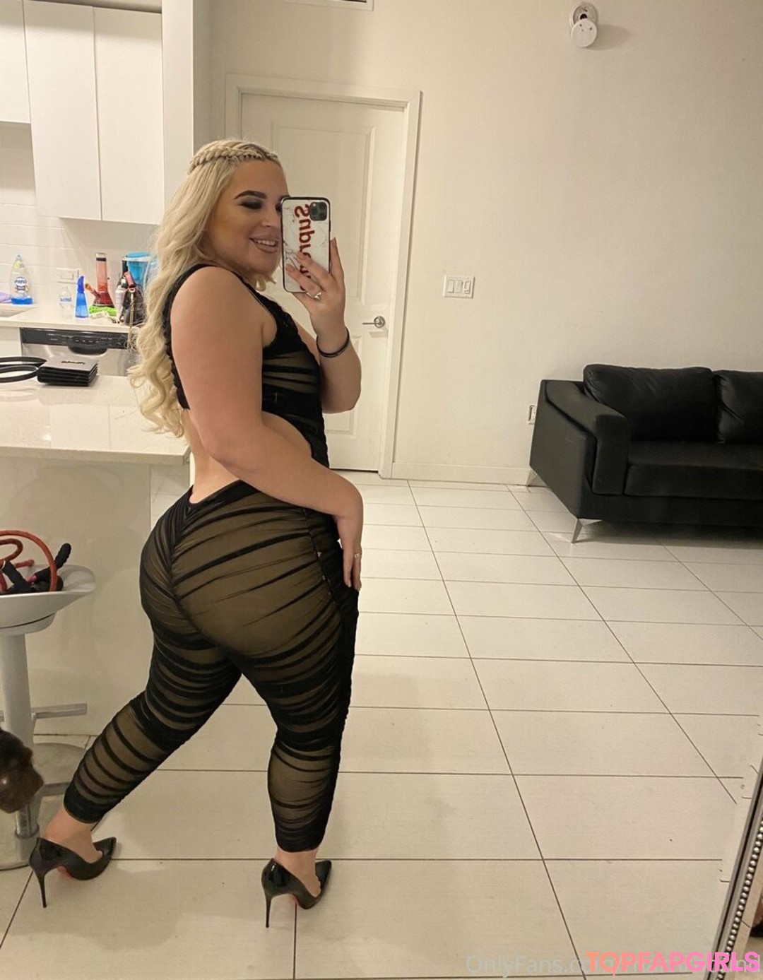 Foto desnuda filtrada de OnlyFans de Rharrirhound #72 Foto desnuda filtrada de OnlyFans de Rharrirhound #72