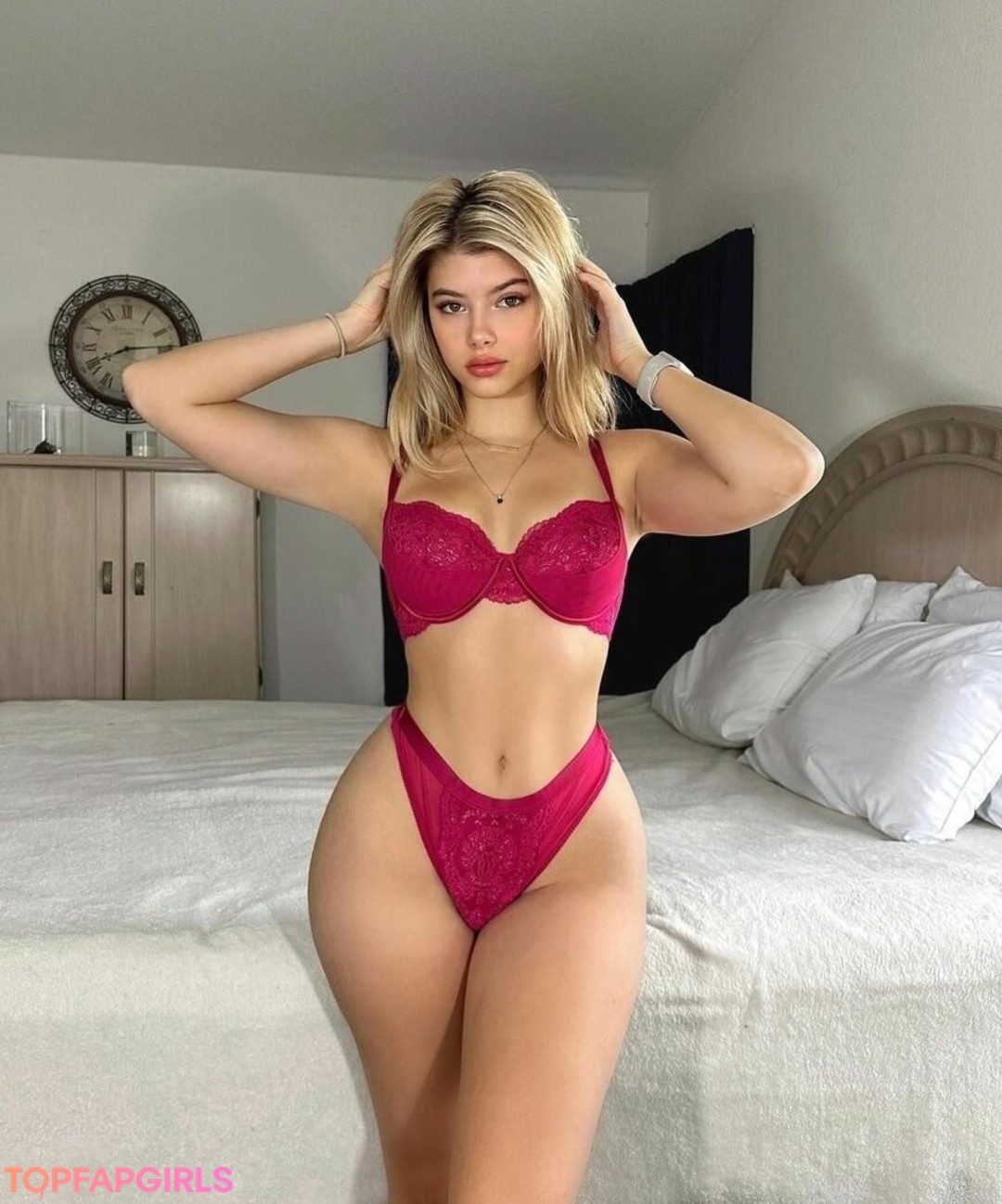 Foto desnuda filtrada de OnlyFans de Gabi Champ #90 Foto desnuda filtrada de OnlyFans de Gabi Champ #90