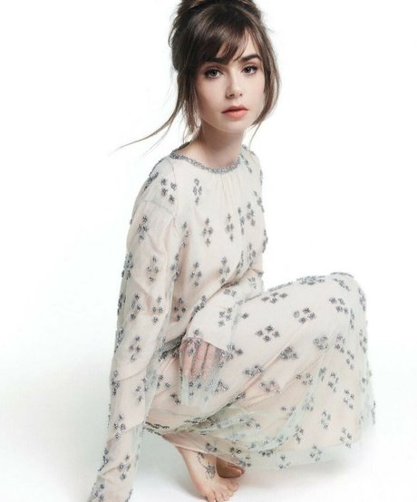 Lily Collins
