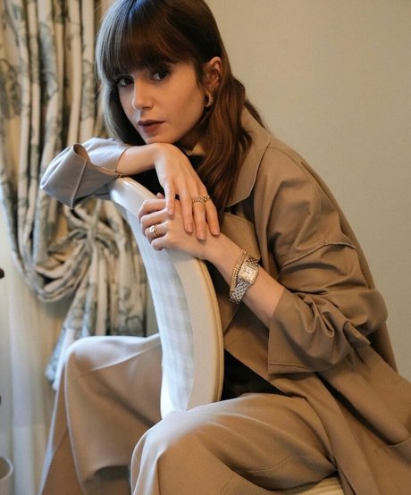 Lily Collins
