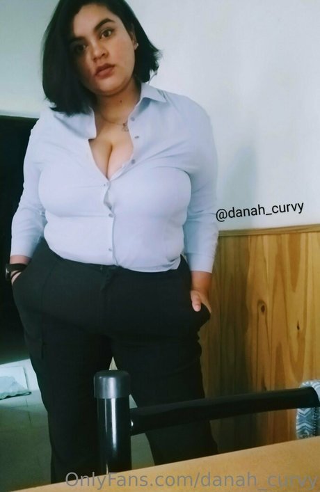 Danah_curvy