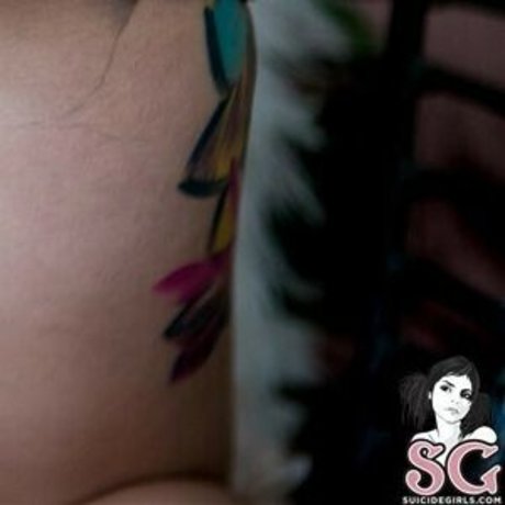 Foto desnuda filtrada de OnlyFans de virginiasuicide