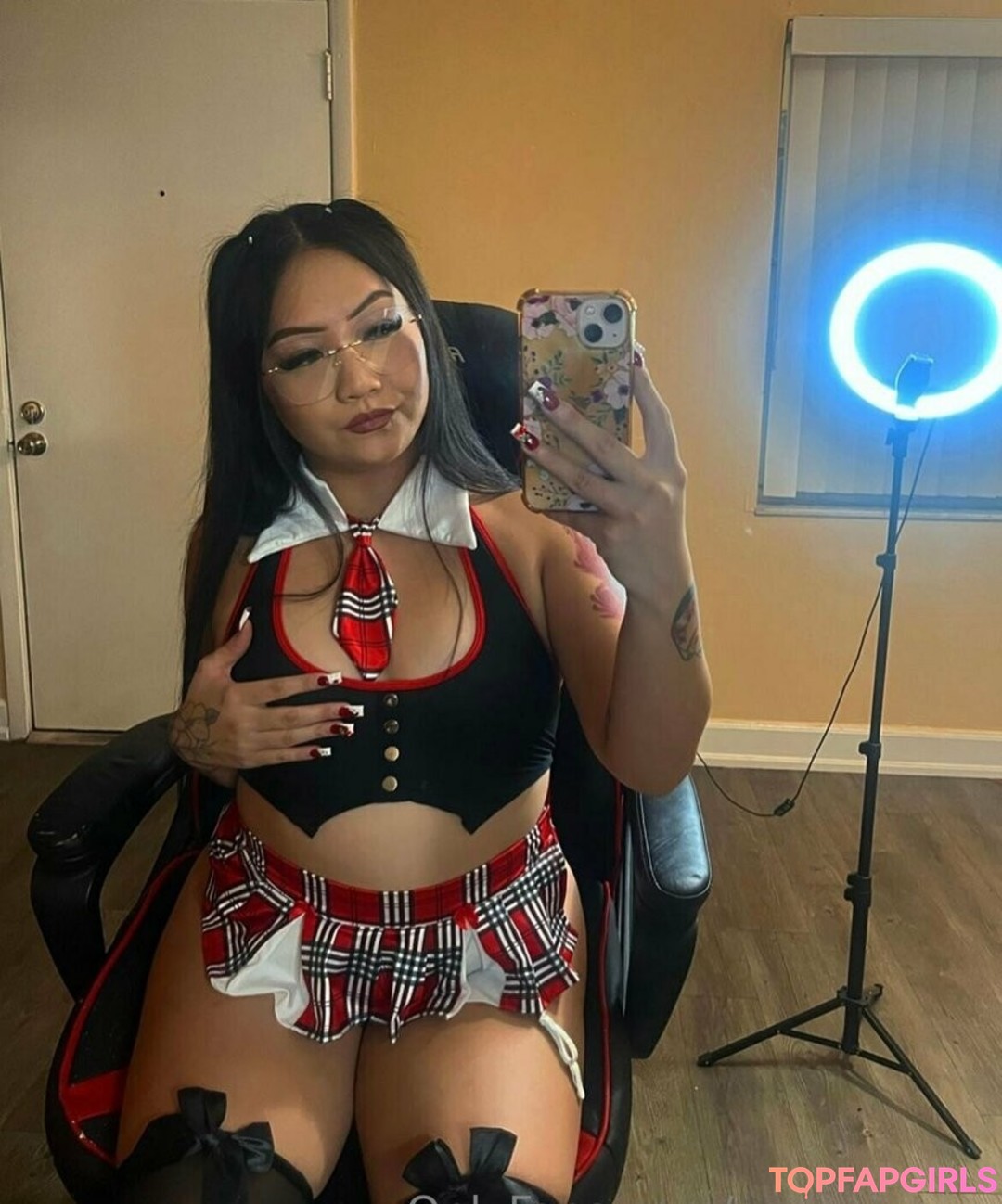 Foto desnuda filtrada de OnlyFans de Senpaiyang #121 Foto desnuda filtrada de OnlyFans de Senpaiyang #121