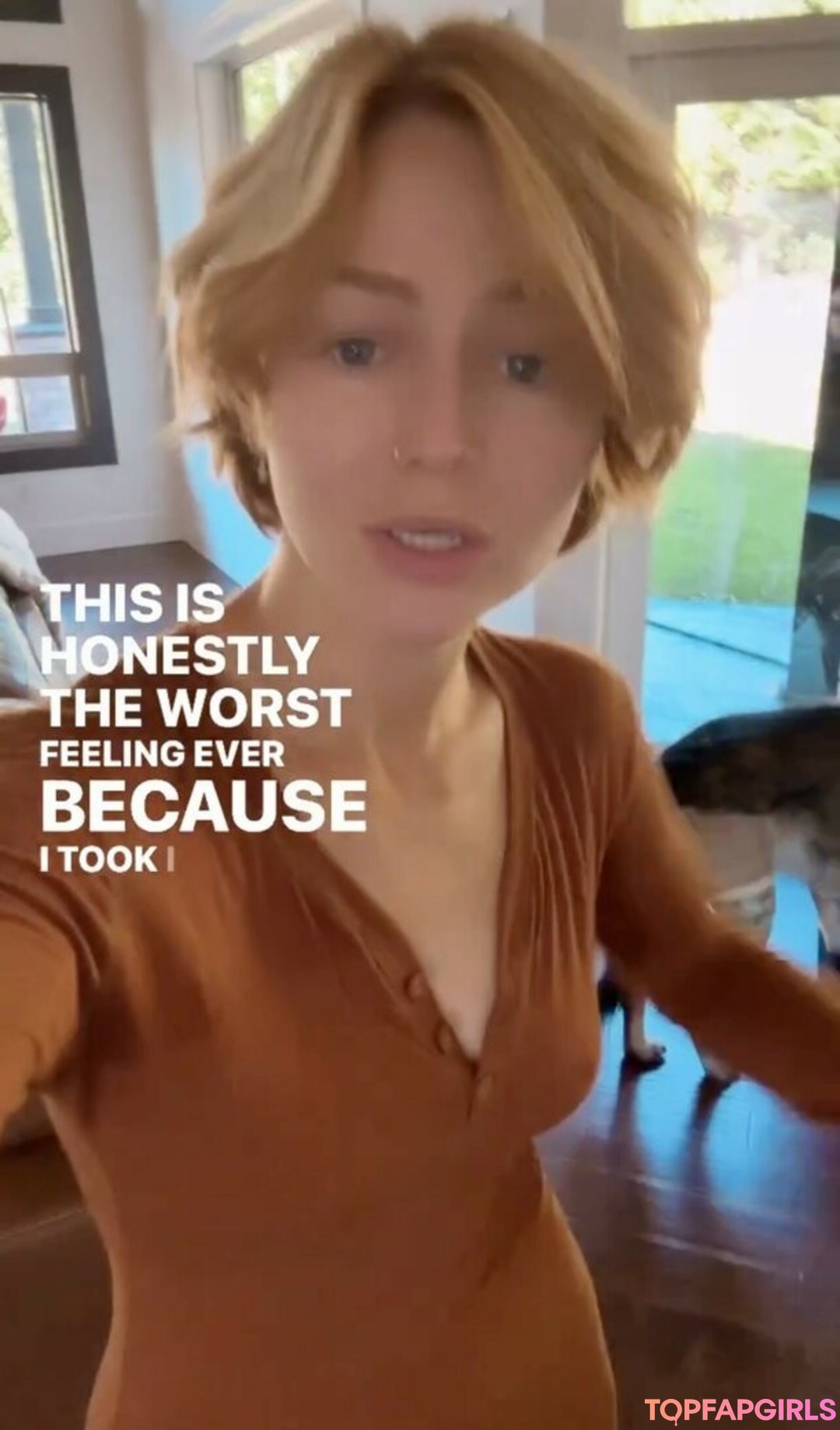 Foto desnuda filtrada de OnlyFans de Kallmekris #105 Foto desnuda filtrada de OnlyFans de Kallmekris #105