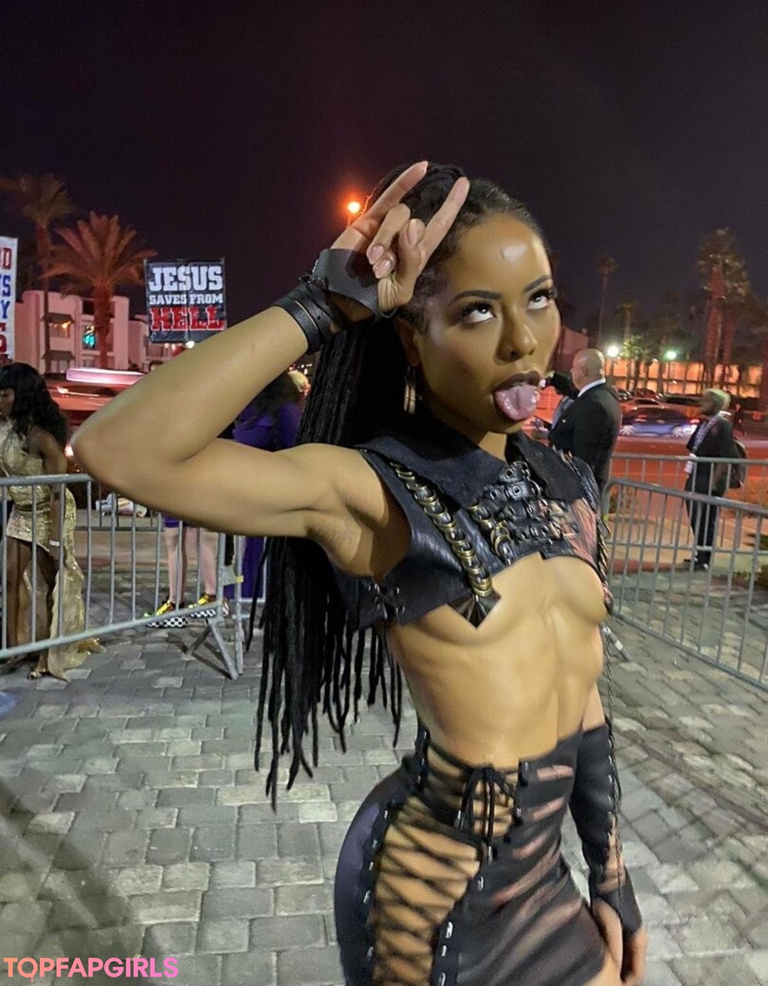 Foto desnuda filtrada de OnlyFans de Thekiranoir #50 Foto desnuda filtrada de OnlyFans de Thekiranoir #50