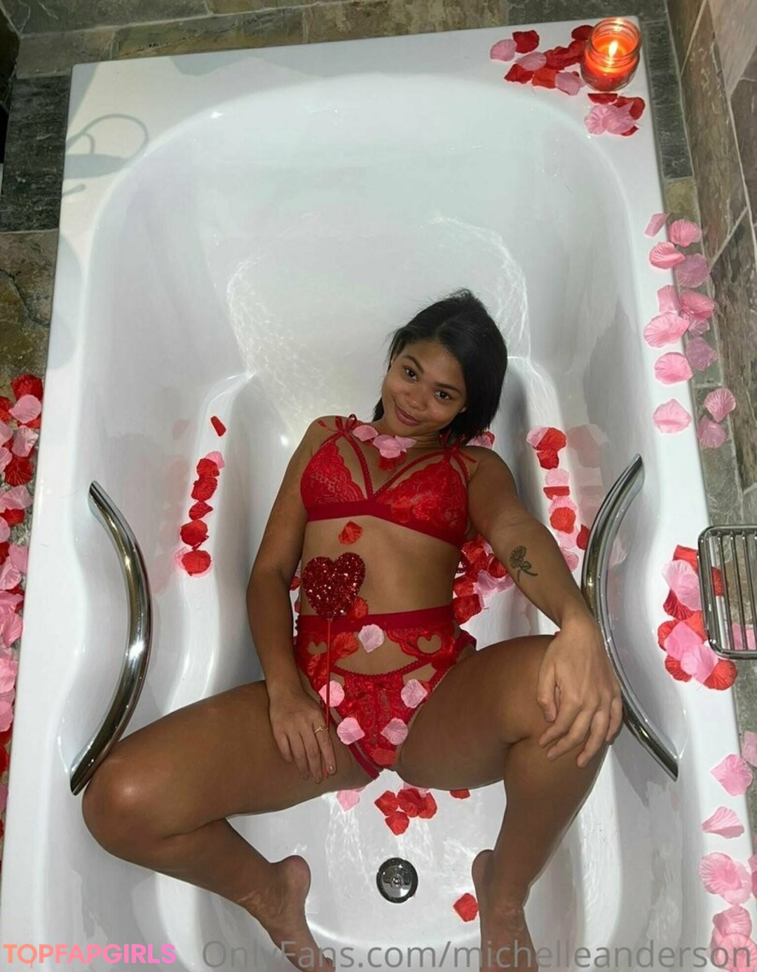 Foto desnuda filtrada de OnlyFans de Michelleanderson #53 Foto desnuda filtrada de OnlyFans de Michelleanderson #53