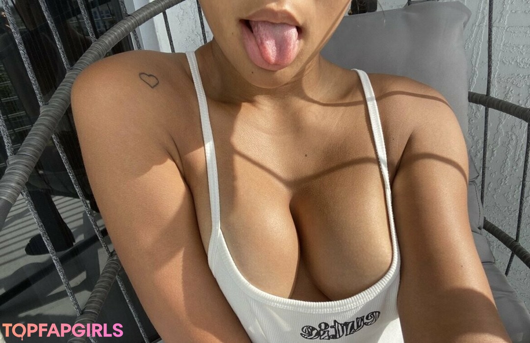 Foto desnuda filtrada de OnlyFans de Michelleanderson #54 Foto desnuda filtrada de OnlyFans de Michelleanderson #54