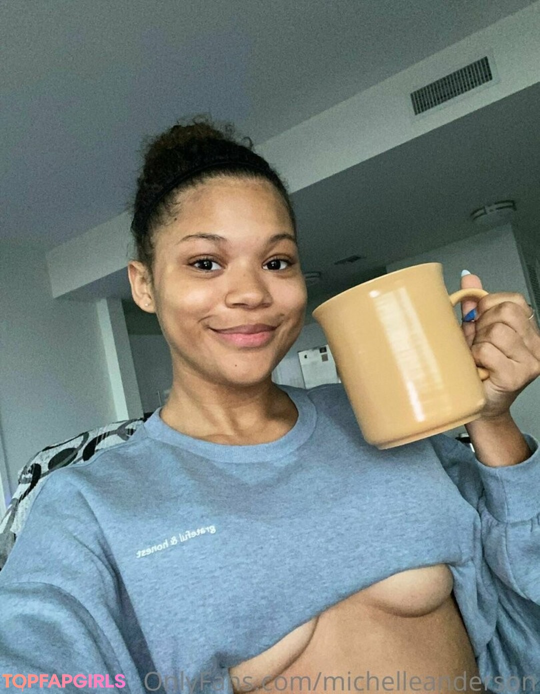 Foto desnuda filtrada de OnlyFans de Michelleanderson #55 Foto desnuda filtrada de OnlyFans de Michelleanderson #55