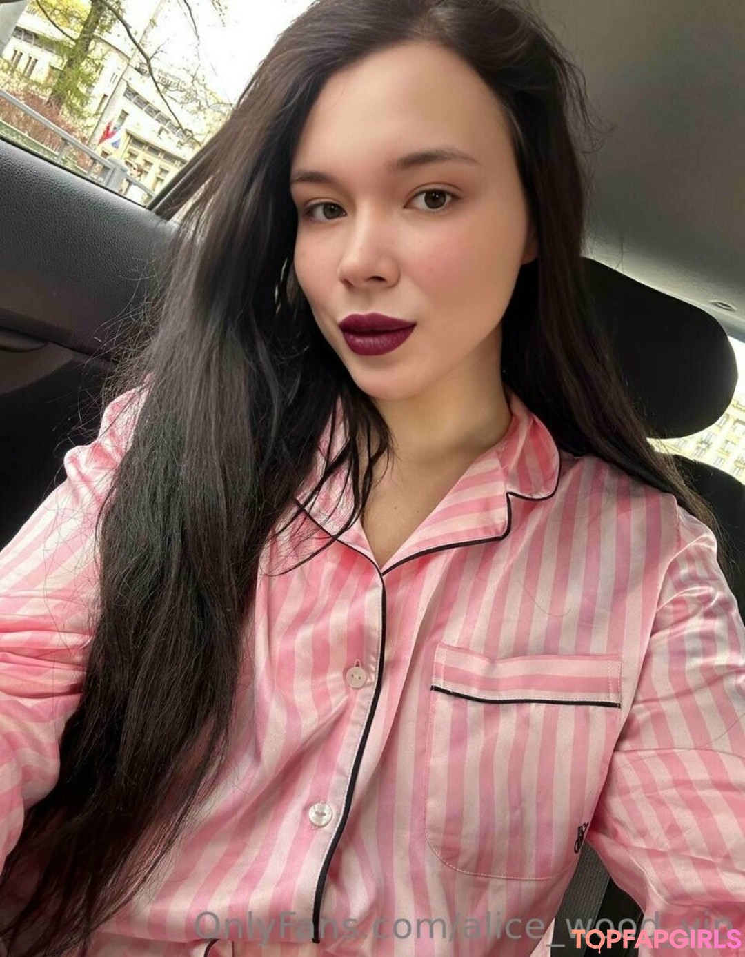 Foto desnuda filtrada de OnlyFans de Alicewoodvip #104 Foto desnuda filtrada de OnlyFans de Alicewoodvip #104