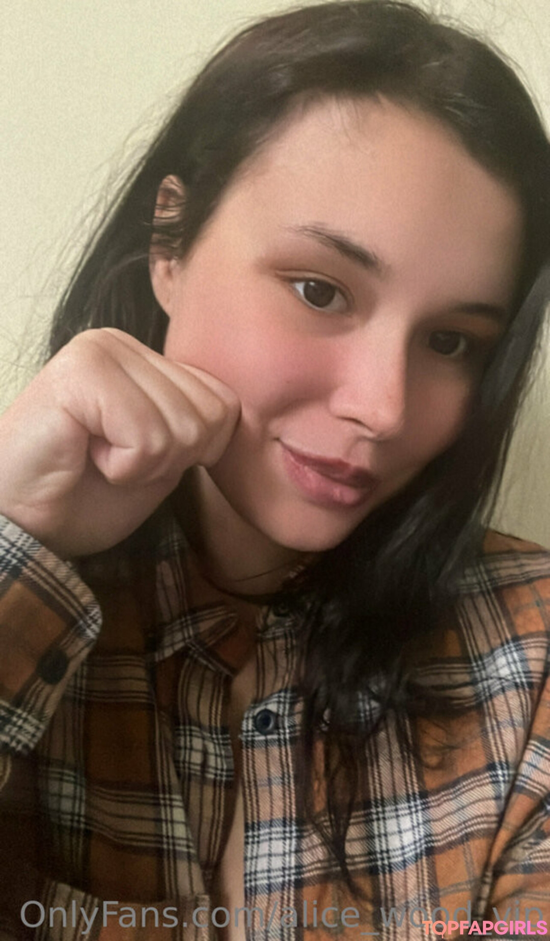 Foto desnuda filtrada de OnlyFans de Alicewoodvip #256 Foto desnuda filtrada de OnlyFans de Alicewoodvip #256