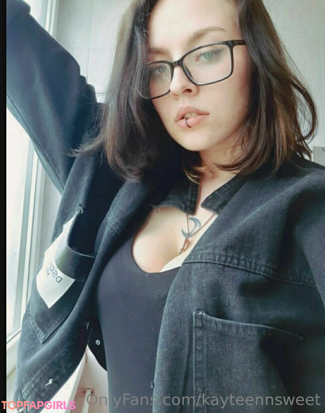 Foto desnuda filtrada de OnlyFans de Kayteennsweet #37 Foto desnuda filtrada de OnlyFans de Kayteennsweet #37