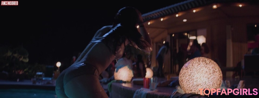 Foto desnuda filtrada de OnlyFans de Kaitlyn Dever #14 Foto desnuda filtrada de OnlyFans de Kaitlyn Dever #14