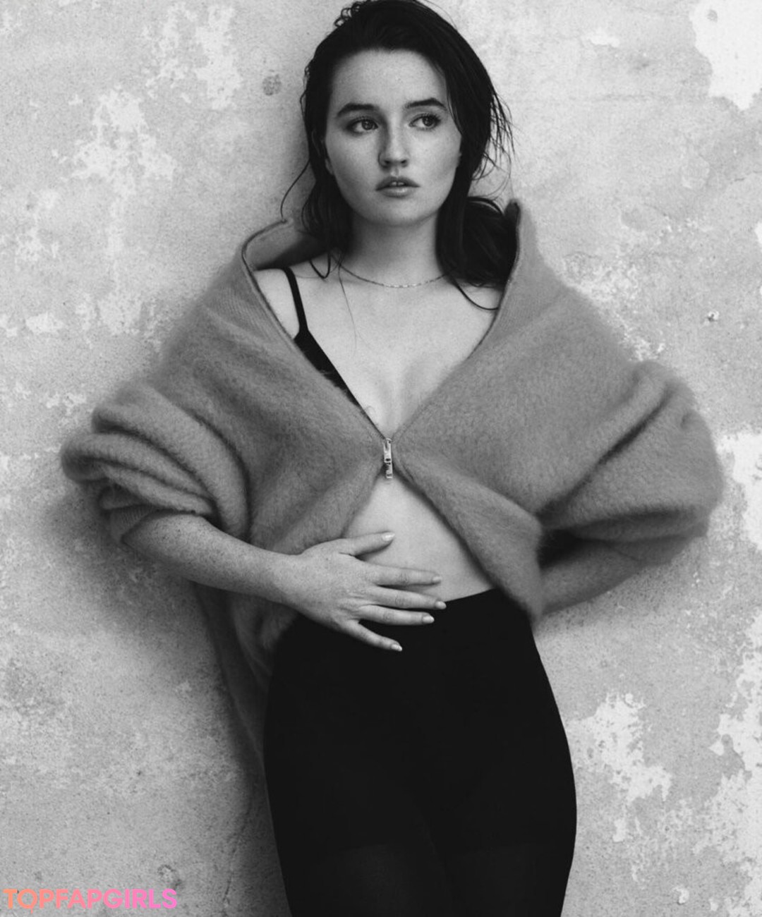 Foto desnuda filtrada de OnlyFans de Kaitlyn Dever #177 Foto desnuda filtrada de OnlyFans de Kaitlyn Dever #177
