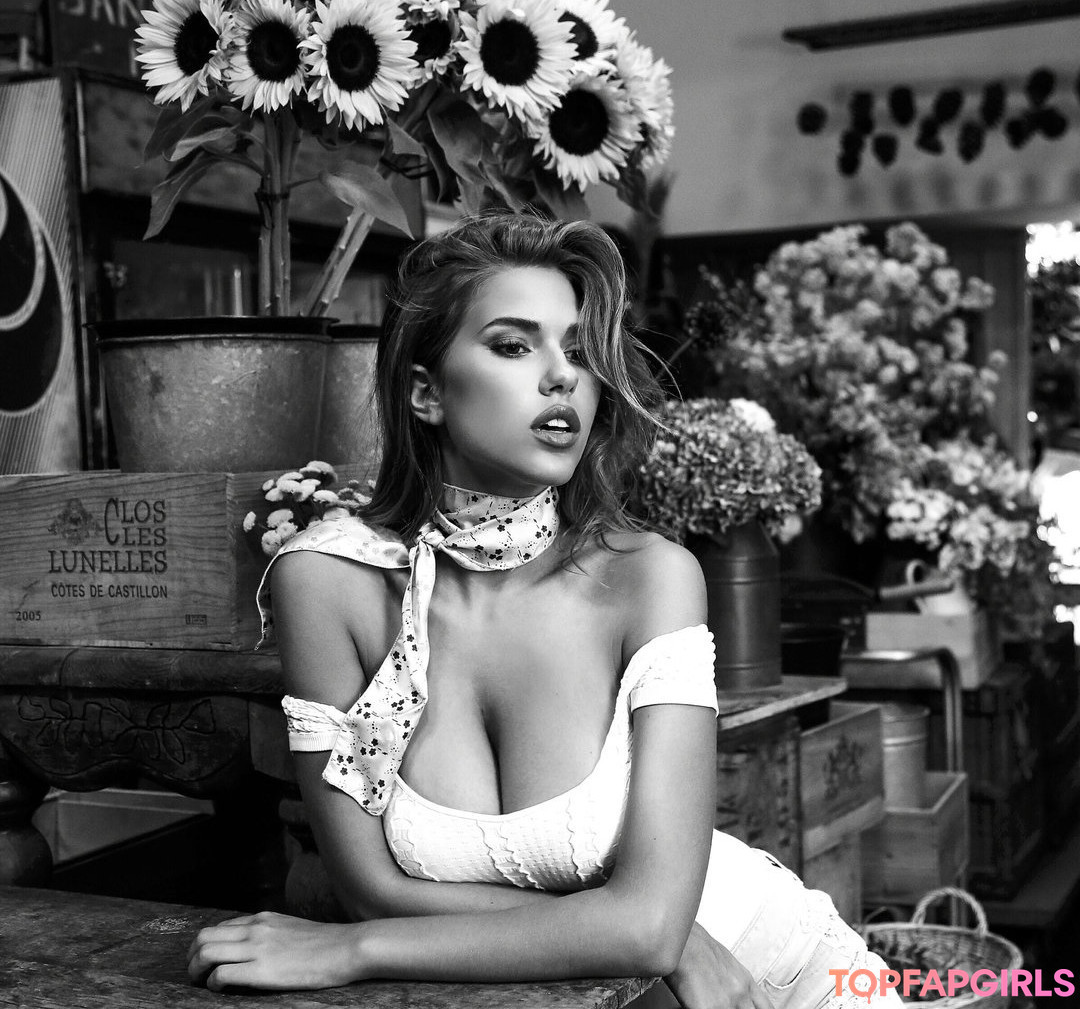 Foto desnuda filtrada de OnlyFans de Kara Del Toro #143 Foto desnuda filtrada de OnlyFans de Kara Del Toro #143