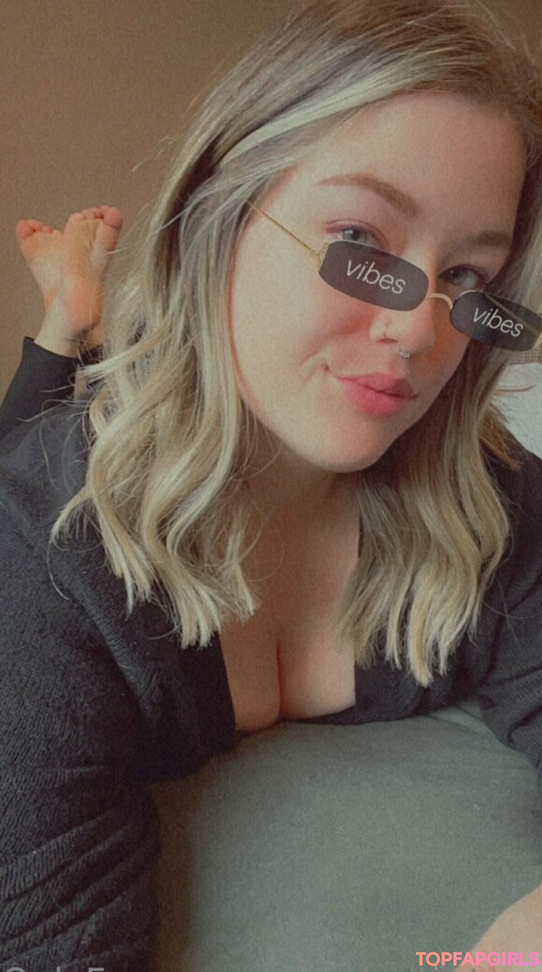 Foto desnuda filtrada de OnlyFans de Annabellestoes #14 Foto desnuda filtrada de OnlyFans de Annabellestoes #14