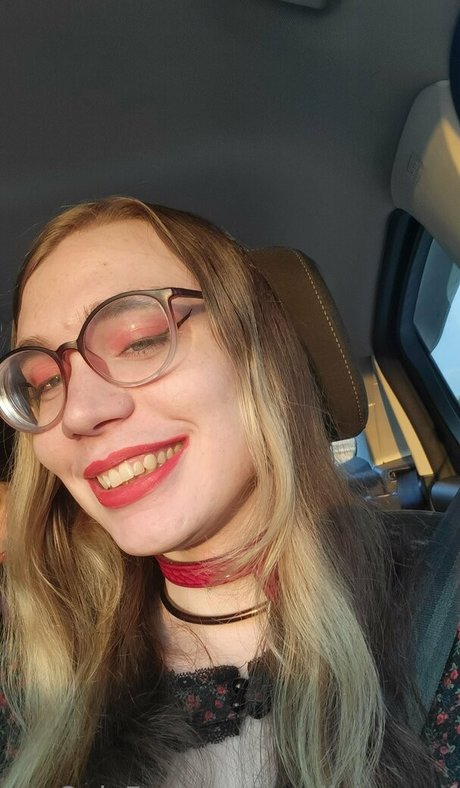 Emilybunoof