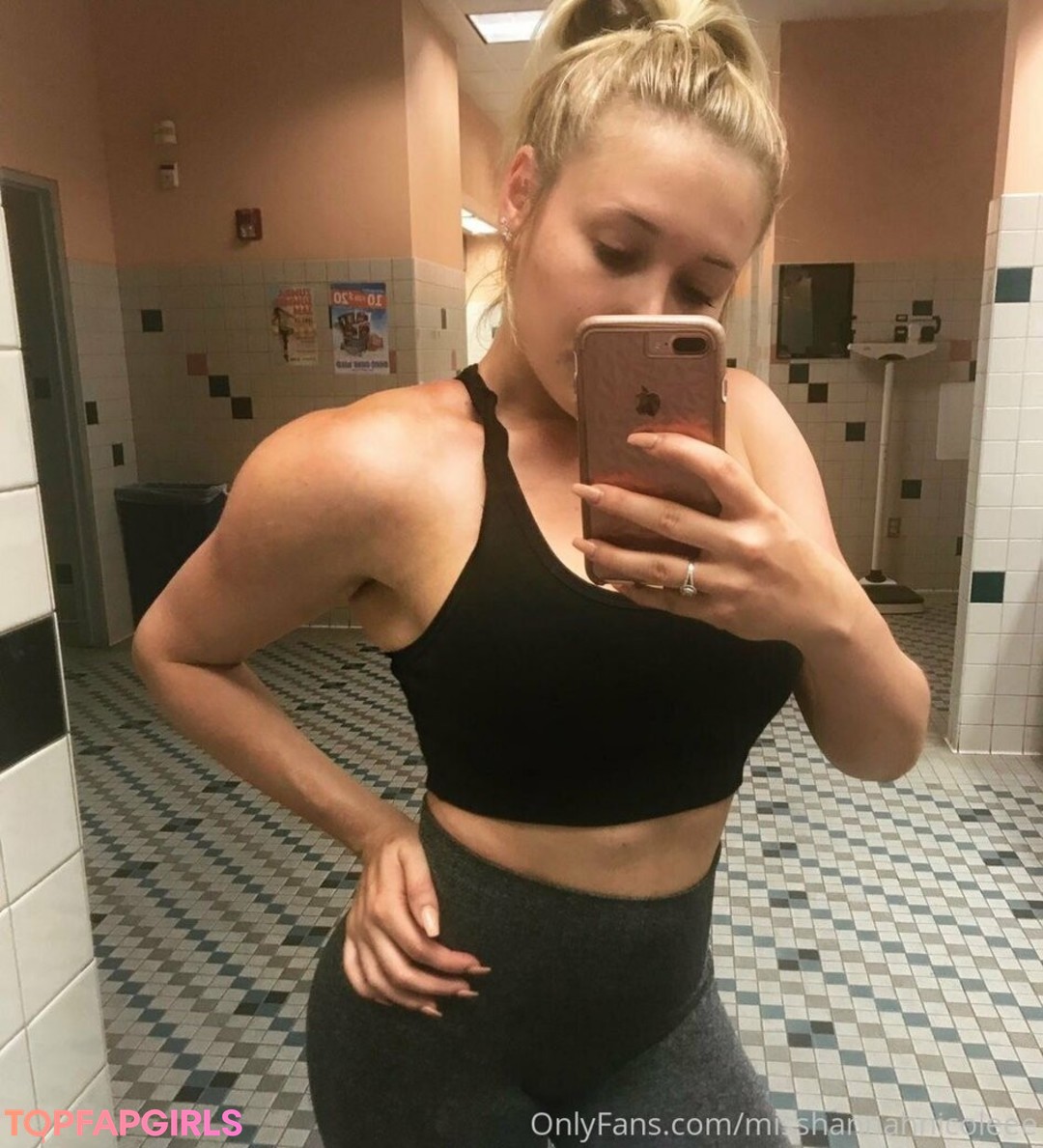 Foto desnuda filtrada de OnlyFans de Misshannahnicoleee #664 Foto desnuda filtrada de OnlyFans de Misshannahnicoleee #664