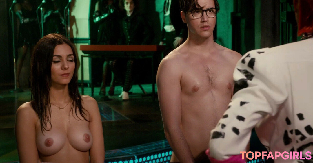 Foto desnuda filtrada de OnlyFans de Victoria Justice #1106 Foto desnuda filtrada de OnlyFans de Victoria Justice #1106