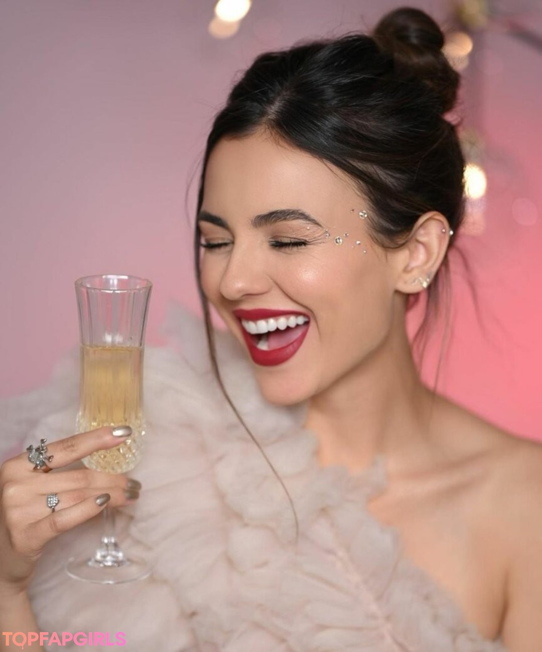 Foto desnuda filtrada de OnlyFans de Victoria Justice #378 Foto desnuda filtrada de OnlyFans de Victoria Justice #378