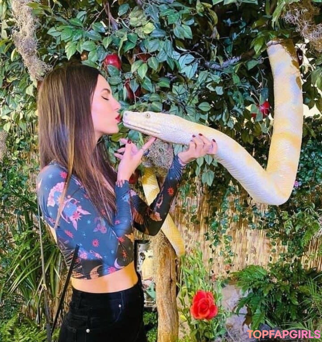 Foto desnuda filtrada de OnlyFans de Victoria Justice #587 Foto desnuda filtrada de OnlyFans de Victoria Justice #587
