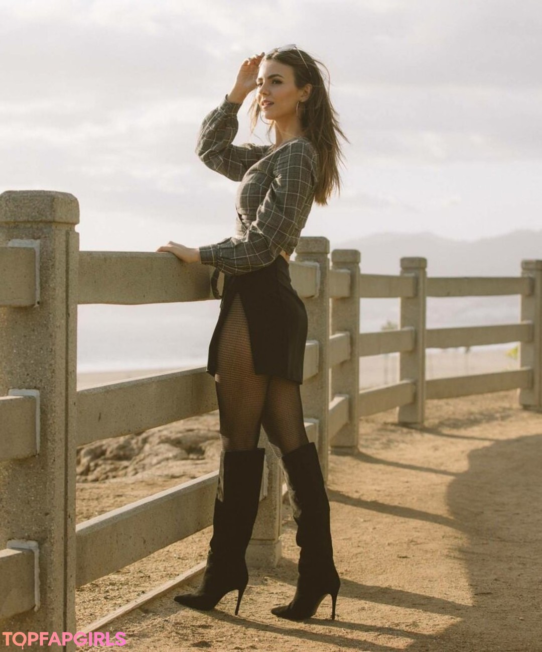 Foto desnuda filtrada de OnlyFans de Victoria Justice #637 Foto desnuda filtrada de OnlyFans de Victoria Justice #637