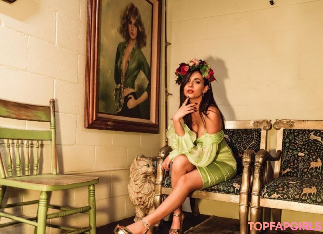 Foto desnuda filtrada de OnlyFans de Victoria Justice #708 Foto desnuda filtrada de OnlyFans de Victoria Justice #708