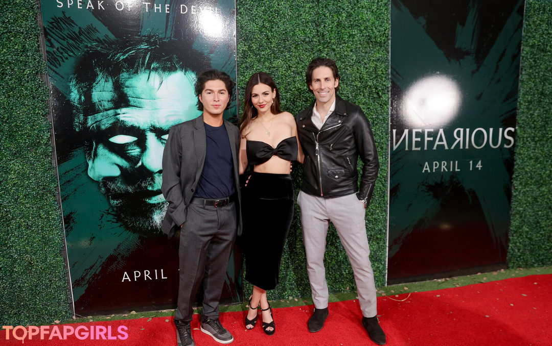 Foto desnuda filtrada de OnlyFans de Victoria Justice #833 Foto desnuda filtrada de OnlyFans de Victoria Justice #833