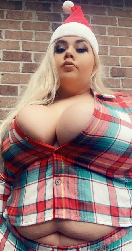TabbyVonDAMN