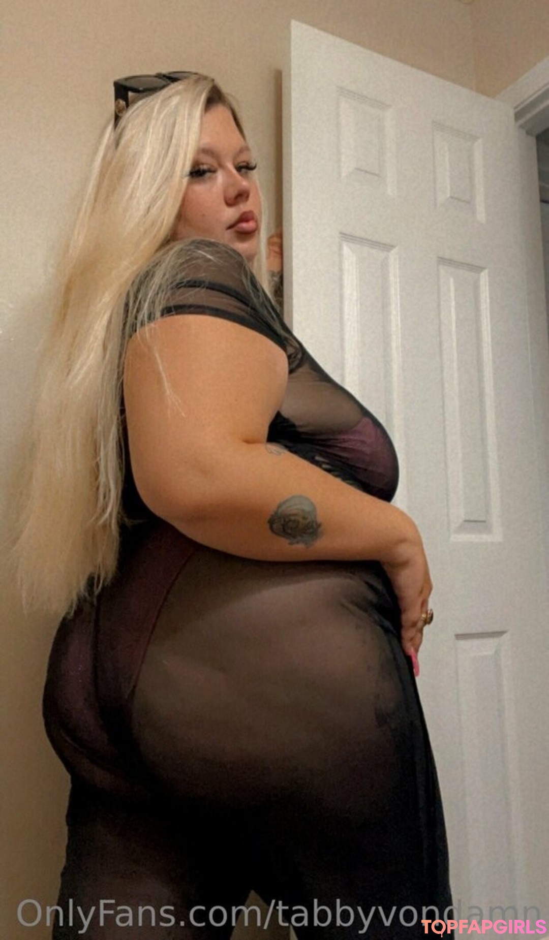 Foto desnuda filtrada de OnlyFans de Tabbyvondamn #154 Foto desnuda filtrada de OnlyFans de Tabbyvondamn #154
