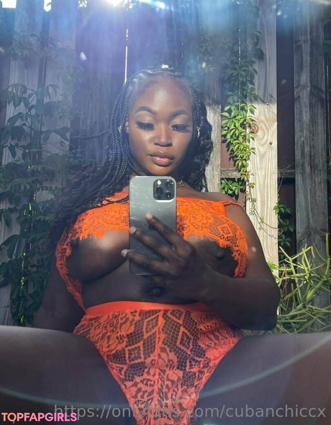 Foto desnuda filtrada de OnlyFans de Queenncubanxxx #39 Foto desnuda filtrada de OnlyFans de Queenncubanxxx #39