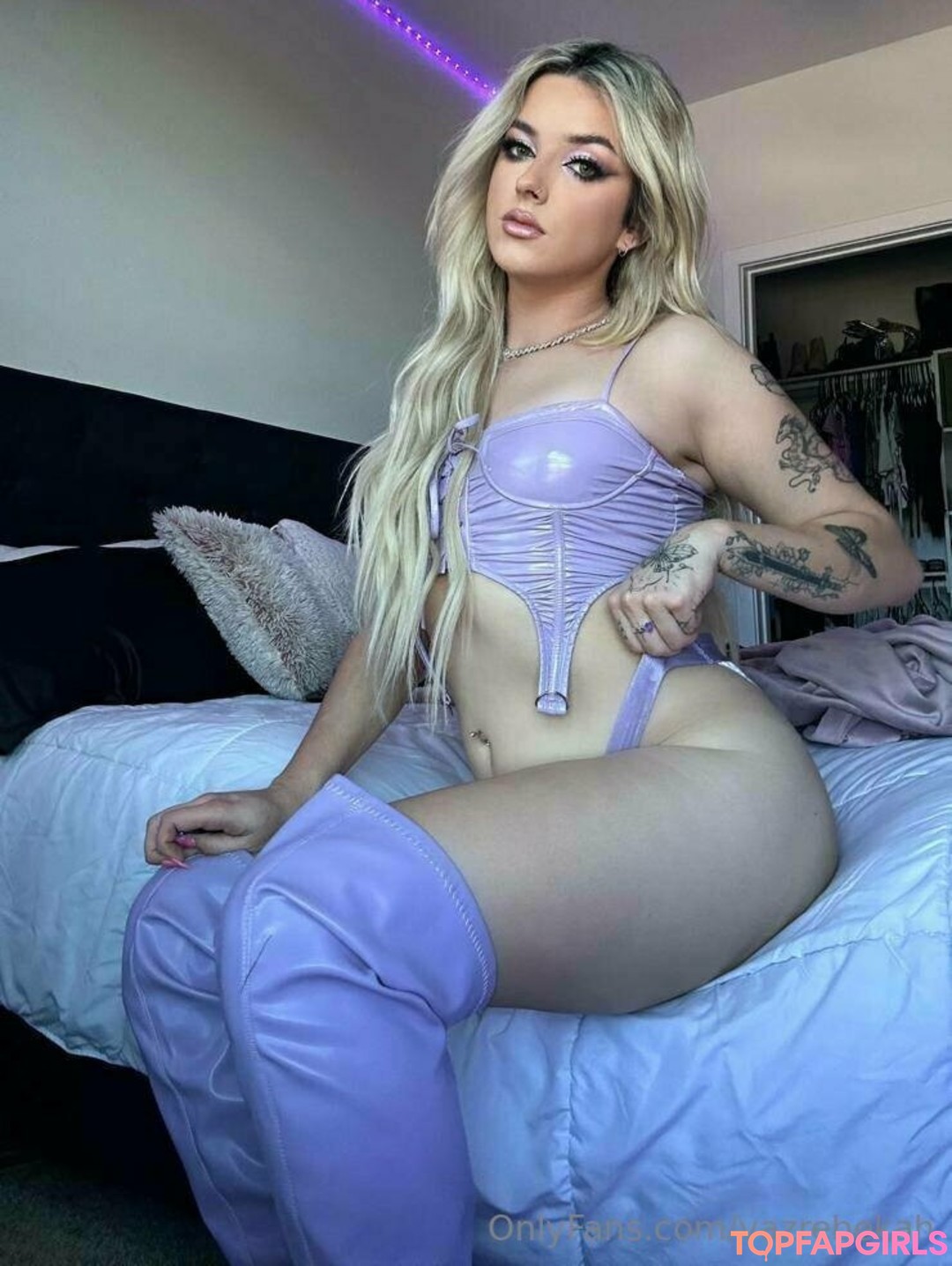 Foto desnuda filtrada de OnlyFans de Vazrebekah #206 Foto desnuda filtrada de OnlyFans de Vazrebekah #206