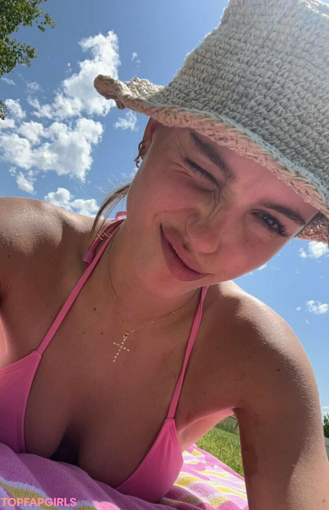 Foto desnuda filtrada de OnlyFans de Sylvia Snyders #293 Foto desnuda filtrada de OnlyFans de Sylvia Snyders #293