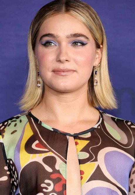 Haley Lu Richardson