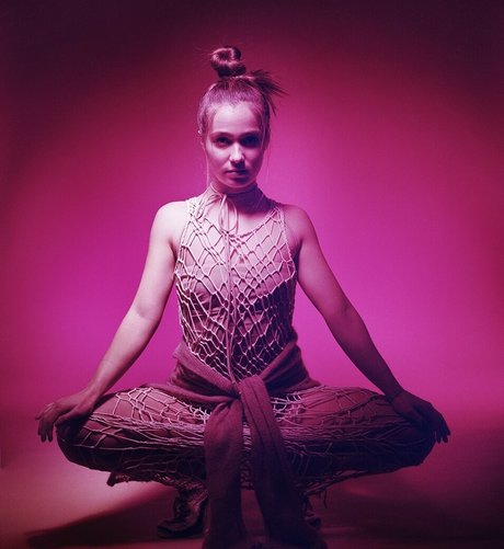 Haley Lu Richardson