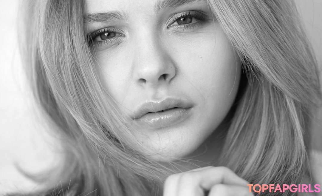 Foto desnuda filtrada de OnlyFans de Chloe Grace Moretz #105 Foto desnuda filtrada de OnlyFans de Chloe Grace Moretz #105