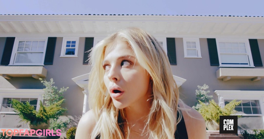 Foto desnuda filtrada de OnlyFans de Chloe Grace Moretz #160 Foto desnuda filtrada de OnlyFans de Chloe Grace Moretz #160