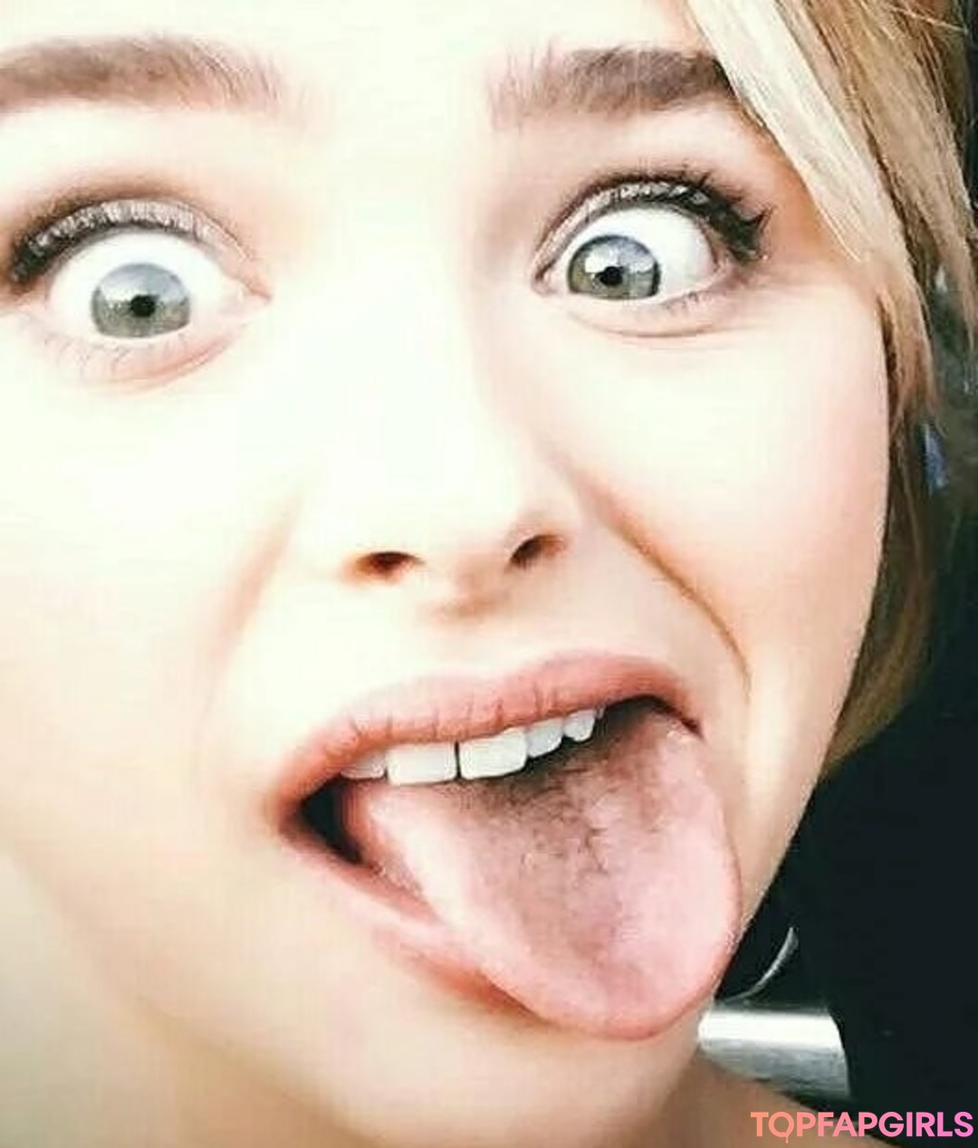 Foto desnuda filtrada de OnlyFans de Chloe Grace Moretz #355 Foto desnuda filtrada de OnlyFans de Chloe Grace Moretz #355