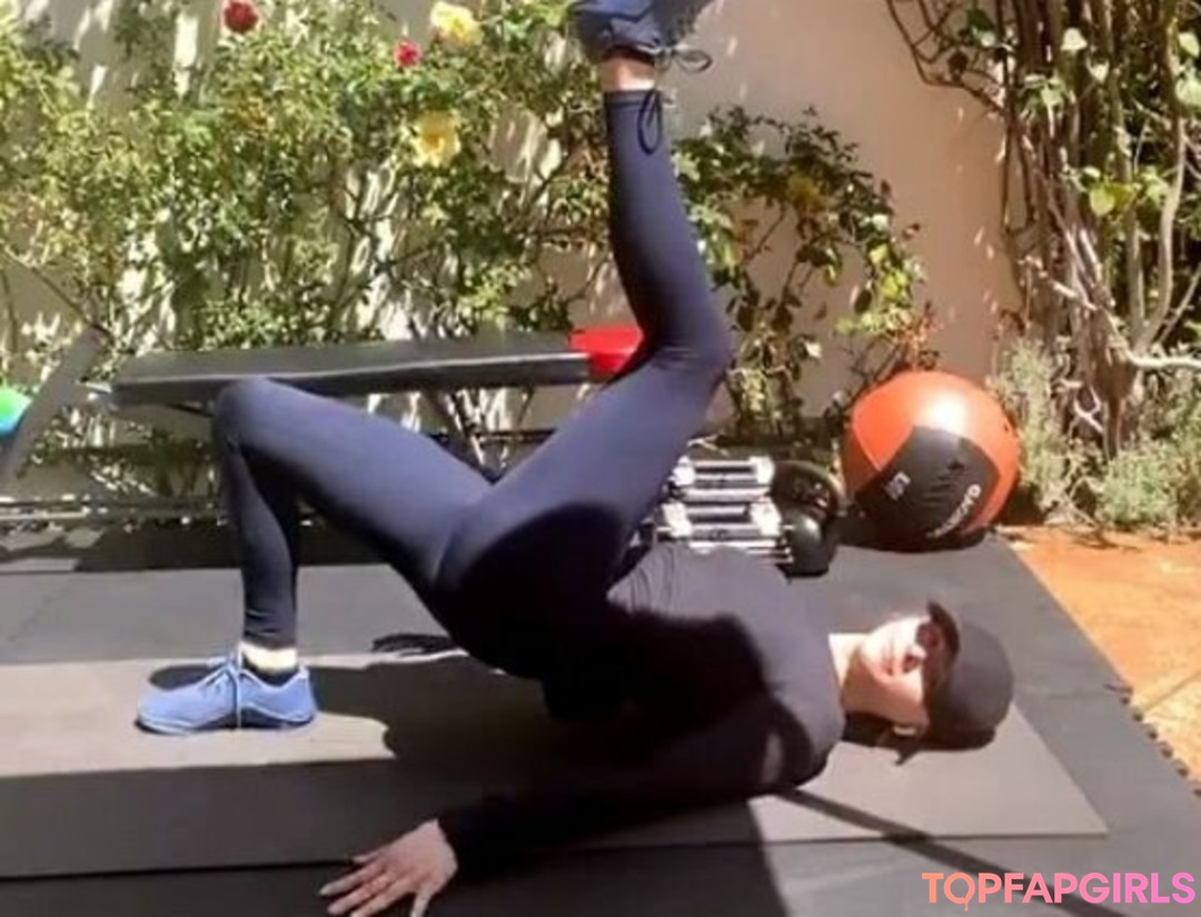 Foto desnuda filtrada de OnlyFans de Chloe Grace Moretz #642 Foto desnuda filtrada de OnlyFans de Chloe Grace Moretz #642