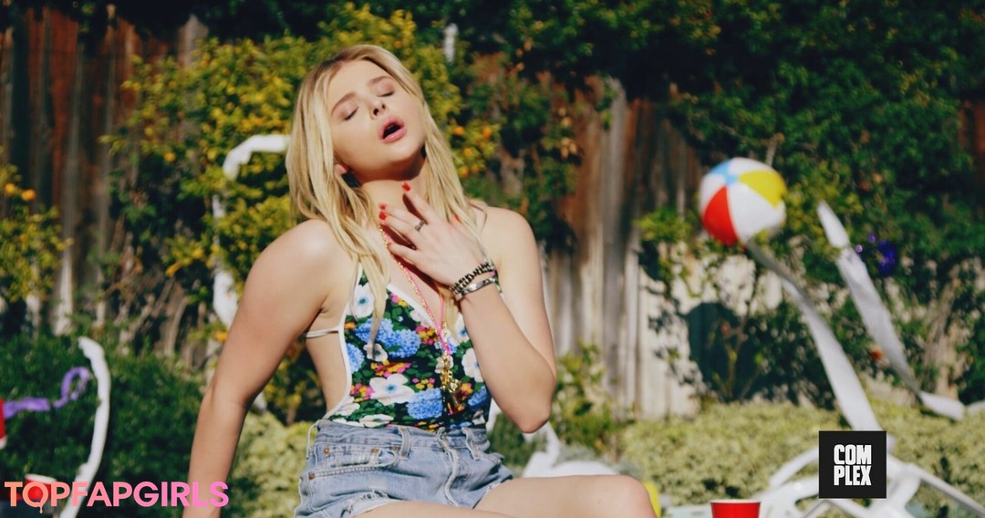 Foto desnuda filtrada de OnlyFans de Chloe Grace Moretz #96 Foto desnuda filtrada de OnlyFans de Chloe Grace Moretz #96