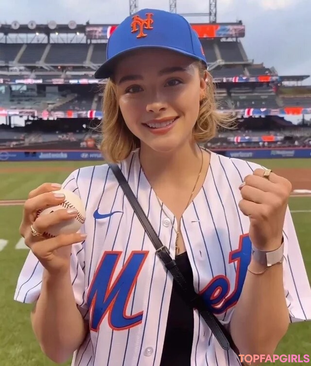 Foto desnuda filtrada de OnlyFans de Chloe Grace Moretz #963 Foto desnuda filtrada de OnlyFans de Chloe Grace Moretz #963