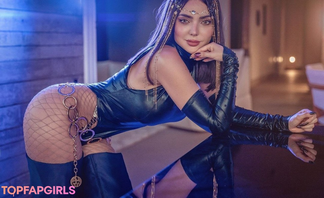 Foto desnuda filtrada de OnlyFans de Nyvi Estephan #22 Foto desnuda filtrada de OnlyFans de Nyvi Estephan #22
