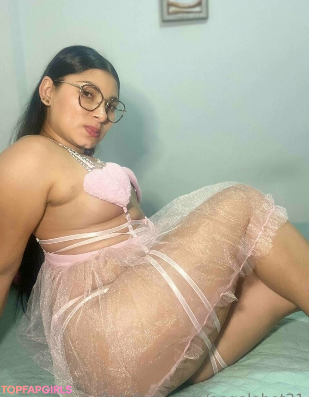 Foto desnuda filtrada de OnlyFans de Angelahot21 #349 Foto desnuda filtrada de OnlyFans de Angelahot21 #349