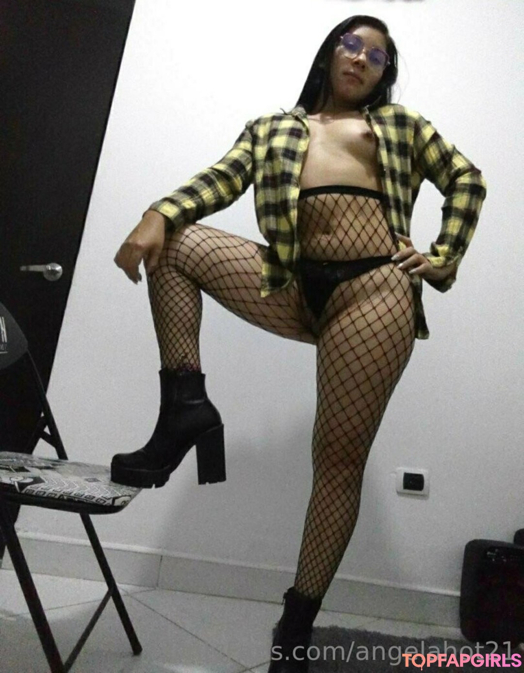 Foto desnuda filtrada de OnlyFans de Angelahot21 #446 Foto desnuda filtrada de OnlyFans de Angelahot21 #446