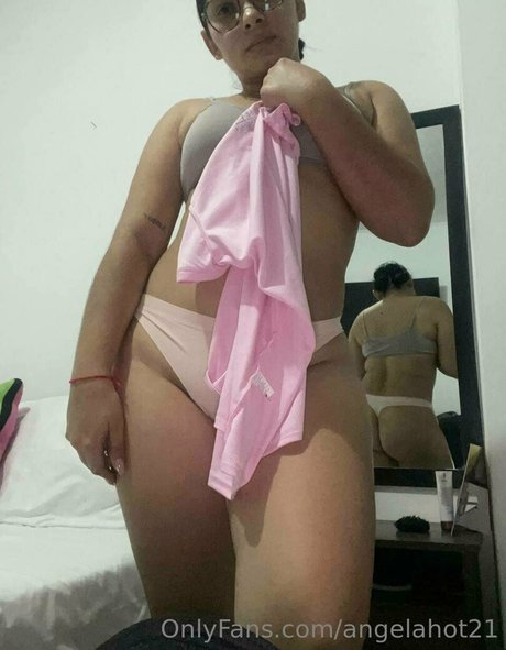Angelahot21