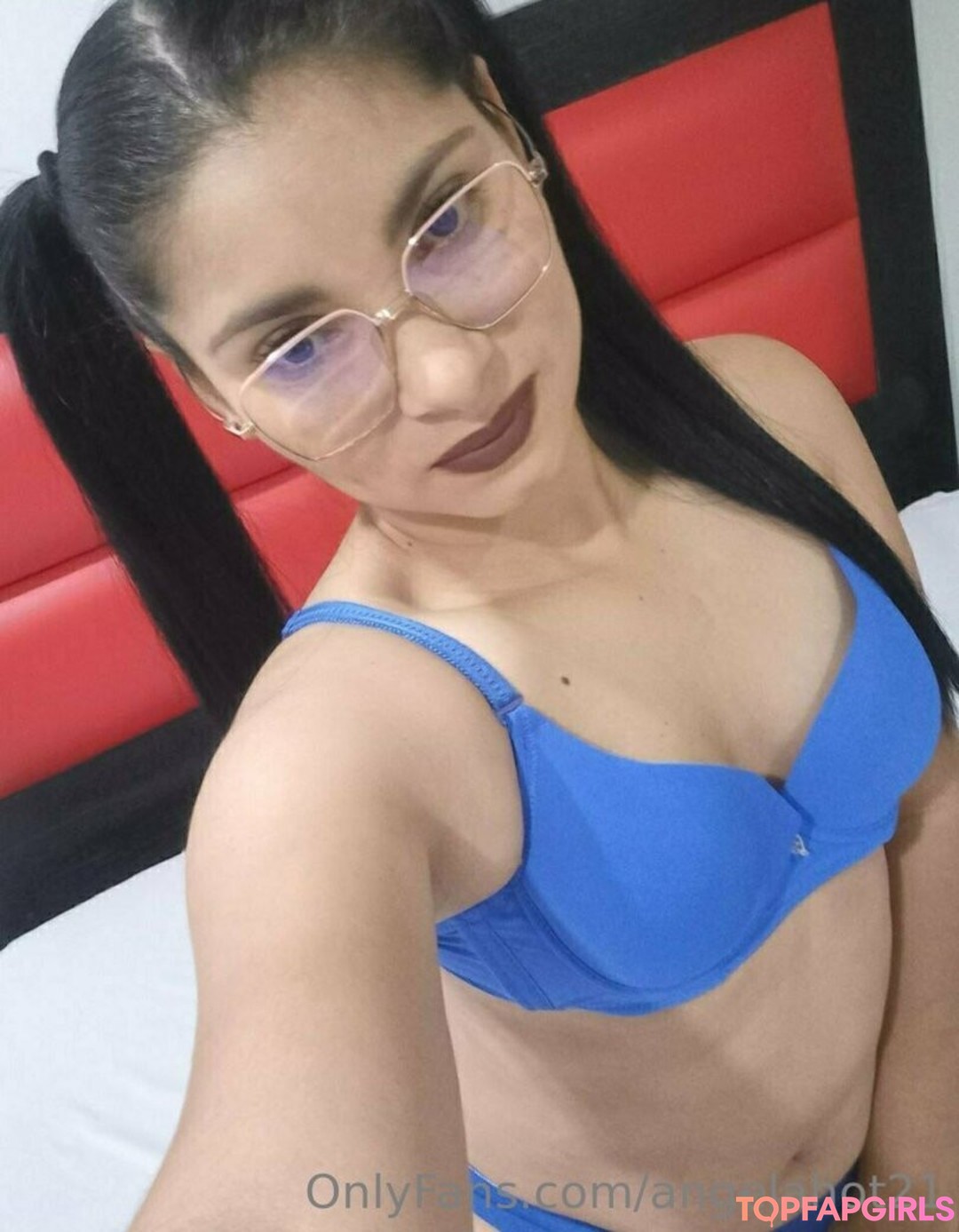 Foto desnuda filtrada de OnlyFans de Angelahot21 #567 Foto desnuda filtrada de OnlyFans de Angelahot21 #567