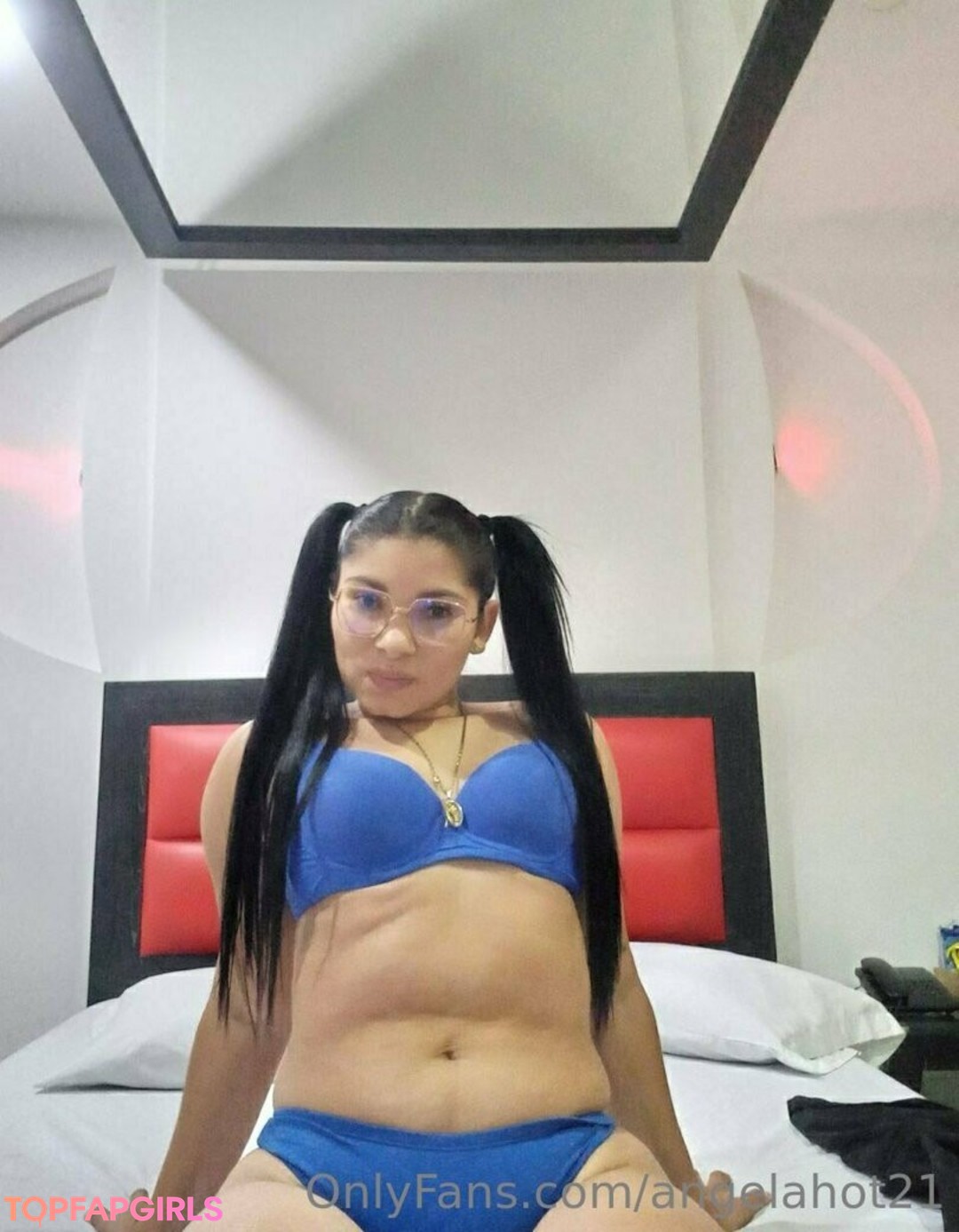 Foto desnuda filtrada de OnlyFans de Angelahot21 #568 Foto desnuda filtrada de OnlyFans de Angelahot21 #568
