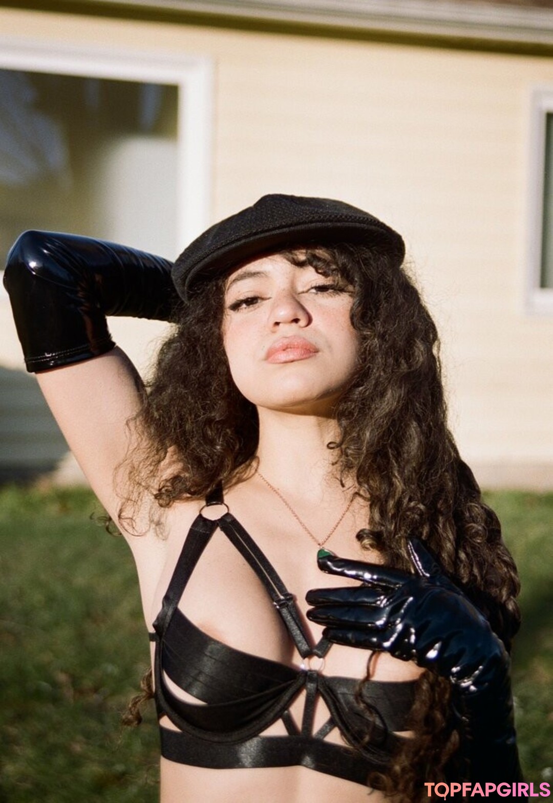 Foto desnuda filtrada de OnlyFans de Spicymarii #172 Foto desnuda filtrada de OnlyFans de Spicymarii #172